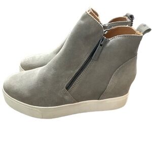 J/Slides waterproof & winter proof boots 
NWOT